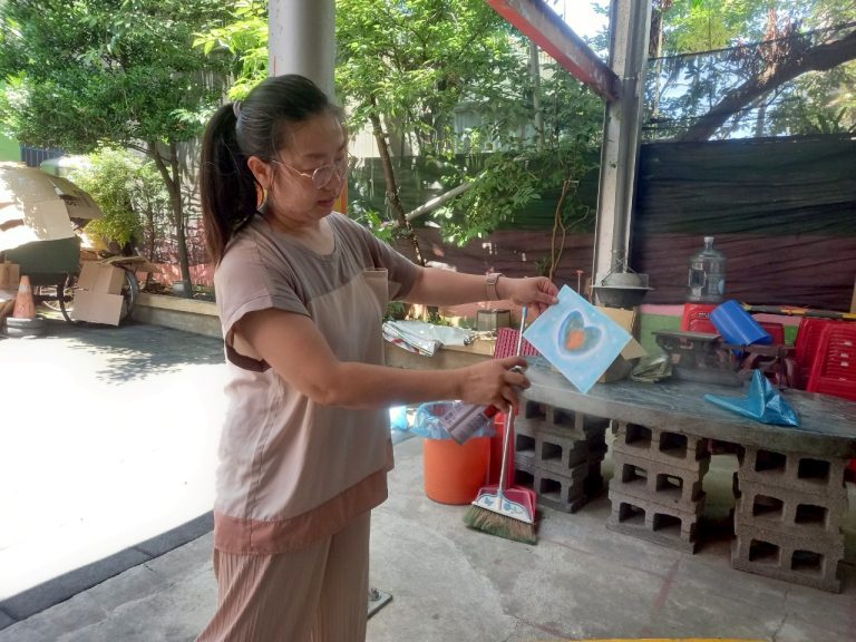 LINE_ALBUM_2025.6.10 畫出心中的感謝。 回顧生命中深藏的感謝. 運用手部指尖小肌肉